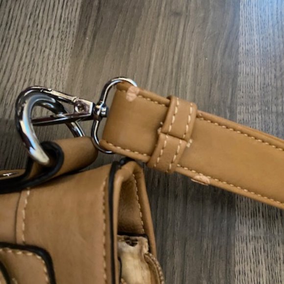 Brown purse - Picture 2 of 13